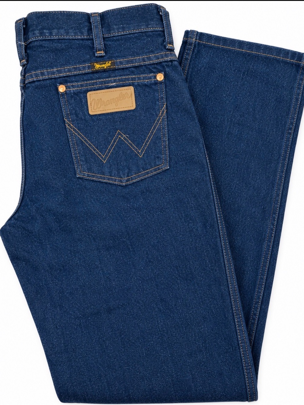 NWT Wrangler Men’s Jeans 34x32 Dark Wash Straight Leg
